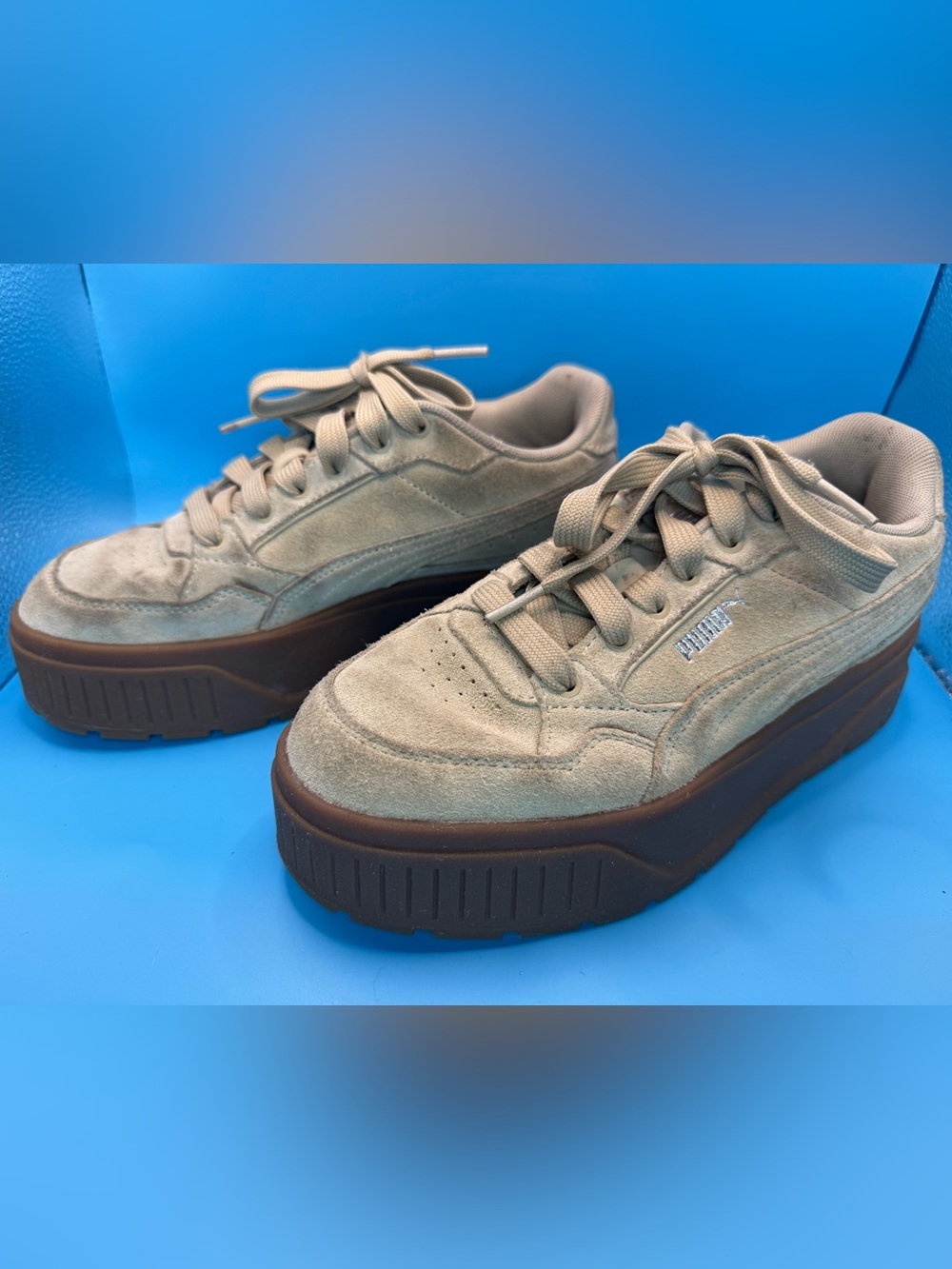 Puma Chunky Platform Suede Sneakers in Beige with Brown Gum Sole. Size 7.5
